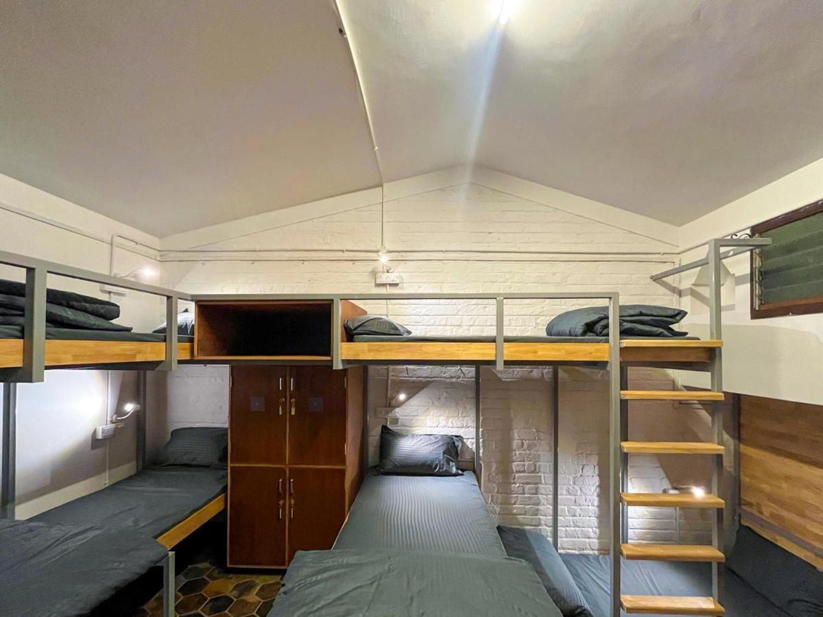 Rahees Bi Roambay - Backpacker Hostel Mysore Ngoại thất bức ảnh
